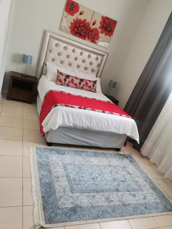 شرق لندن Ikhwezi Guest House المظهر الخارجي الصورة